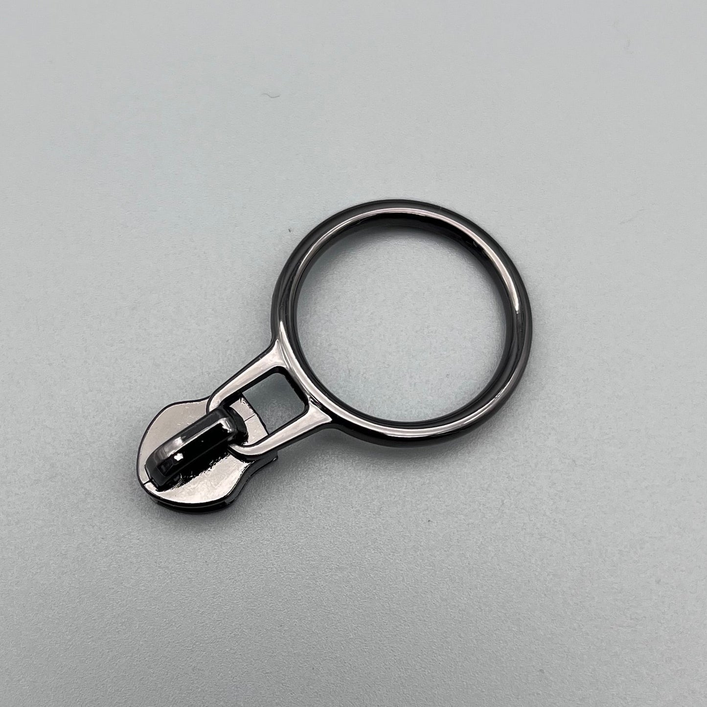 Gunmetal Round Zipper Pull
