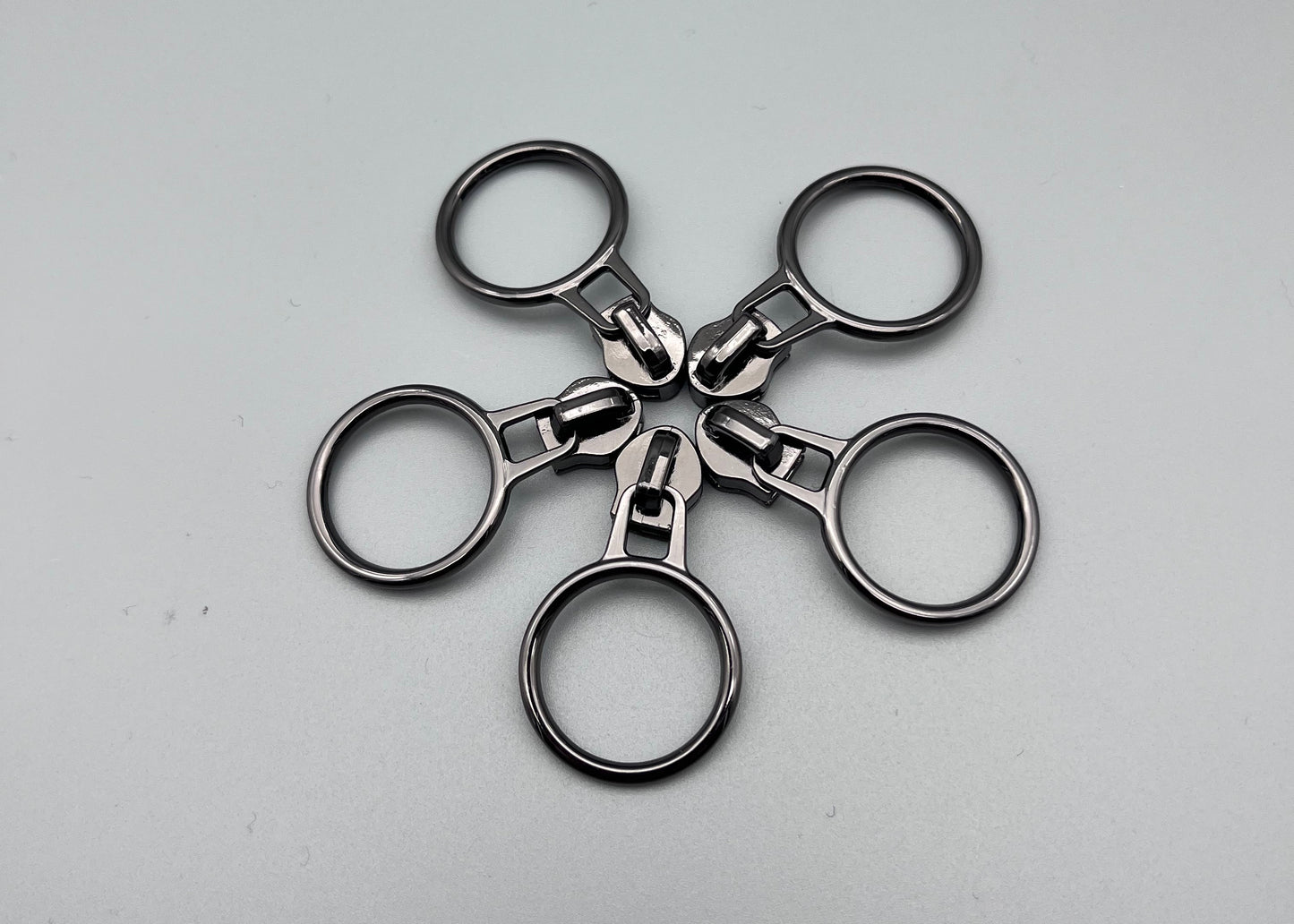 Gunmetal Round Zipper Pull