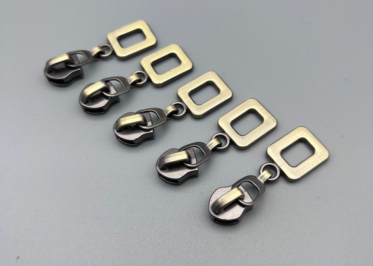 Brushed Bronze Square Zipper Pull
