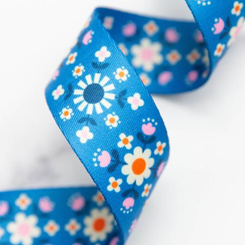 Florametry in Bright Blue