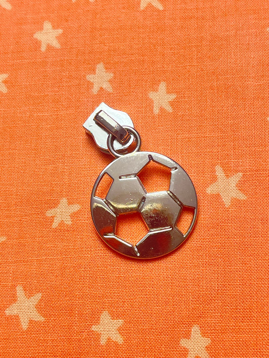 Soccer Ball #5 Zipper Pull